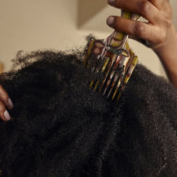 Oribe Italian Resin Hair Pick Matu veidošanas ķemmes Hair Pick