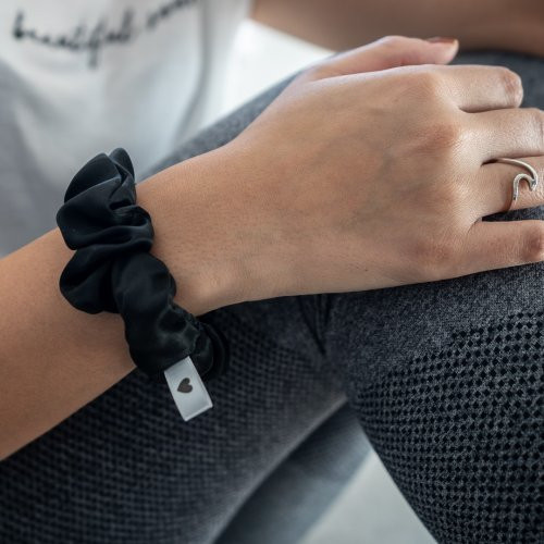 Bellody Original Silk-Scrunchie Zīda matu gumija Classic Black