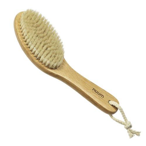 Nuum Cosmetics Curved Handle Body Brush Ķermeņa skrubēšanas birste 1gab.