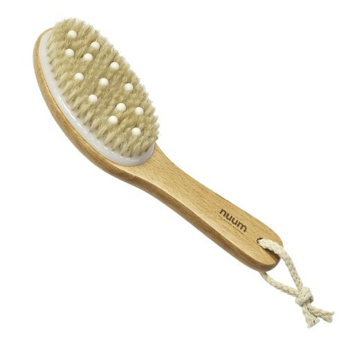 Nuum Cosmetics Curved Handle Body Brush with Soft Massage Beads Masāžas ķermeņa skrubēšanas birste 1gab.