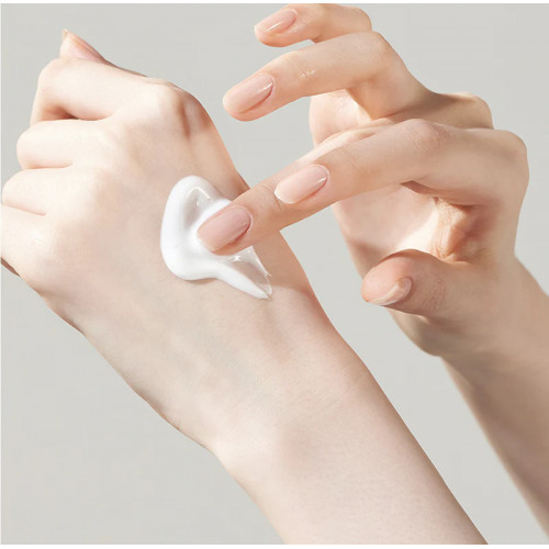 Biodance Skin-Glow Essence Cream Viegls, mitrinošs sejas krēms 50ml