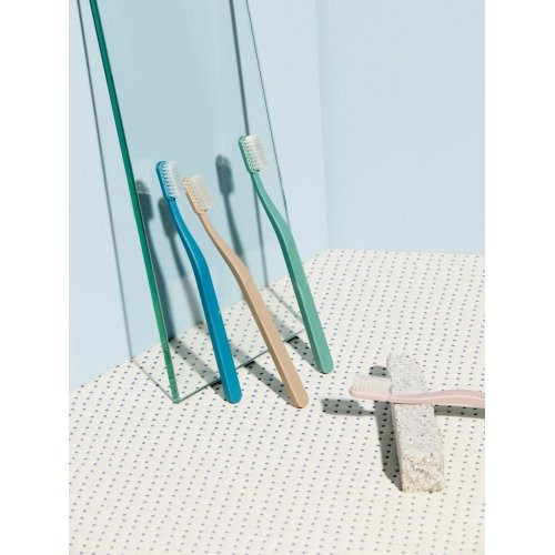 Jordan Green Clean Ultrasoft Toothbrush Īpaši mīksta zobu birste Pink