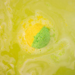 Spalvoti Kvapai Bath Bomb Vannas burbulis 160g
