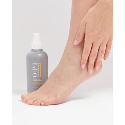 OPI Nature Strong Soft & Gone Callus Softener Izsmidzināms pēdu mīkstinātājs 250ml