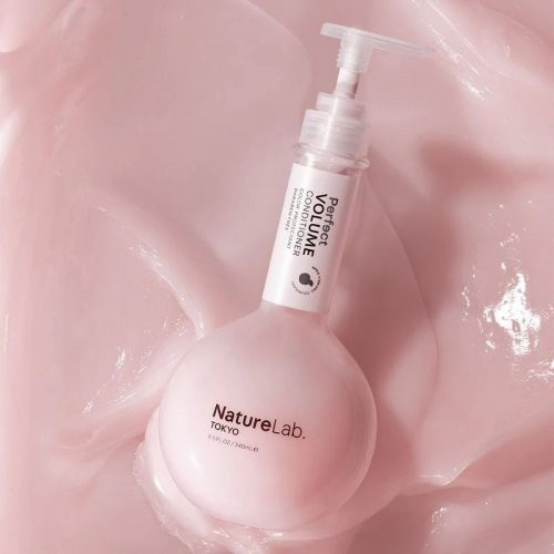 NatureLab Tokyo Perfect Volume Conditioner Apjomu piešķirošs kondicionieris 340ml