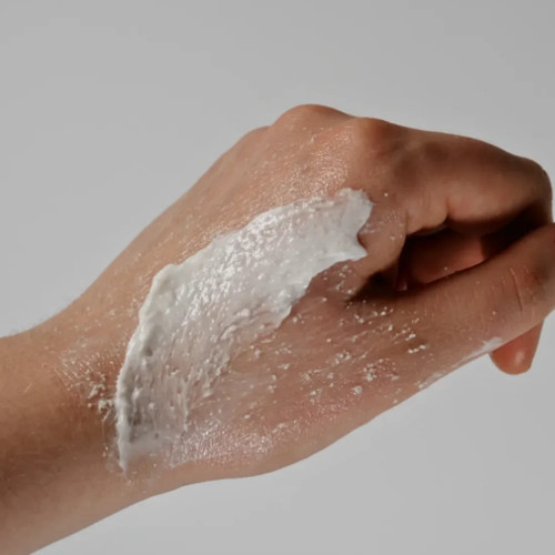 CLM Velour Glow Body Scrub Ķermeņa skrubis 150ml
