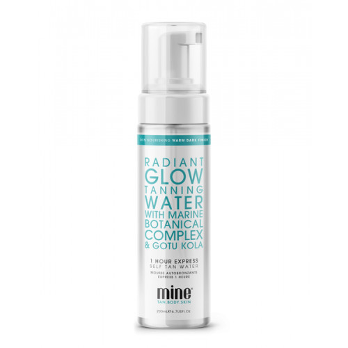 MineTan Radiant Glow Self Tan Water Bezkrāsainas pašiedeguma putas 200ml