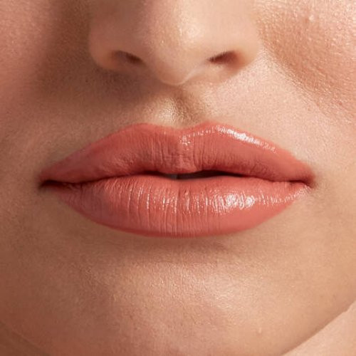 NYX Professional Makeup Shout Loud Satin Lipstick Satīna lūpu krāsa 3.5g